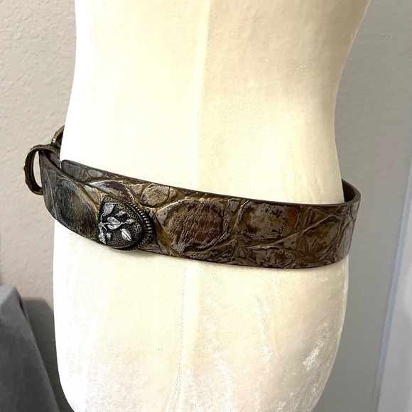 Signed POST &‎ Co Genuine Italian Leather Belt Silver Leaf Buckle main image 7